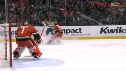 SJS@ANA: Ferraro scores goal against Lukas Dostal