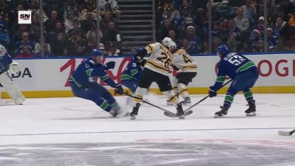 McLaughlin se joint à la fête