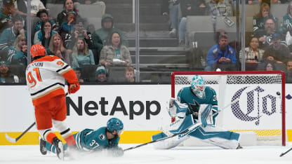 Leo Carlsson segerdirigent i Anaheim Ducks första seger för säsongen