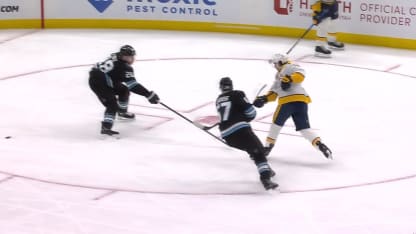 NSH@UTA: Vanecek with a great save against Steven Stamkos