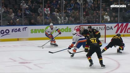 NYI@VAN: Duclair scores PPG against Kevin Lankinen