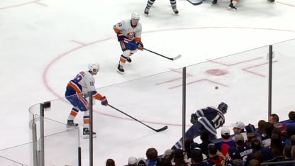 NYI@CBJ: Fabbro scores goal against Marcus Hogberg