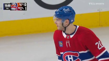 NYI@MTL: Slafkovsky marque un but contre Ilya Sorokin