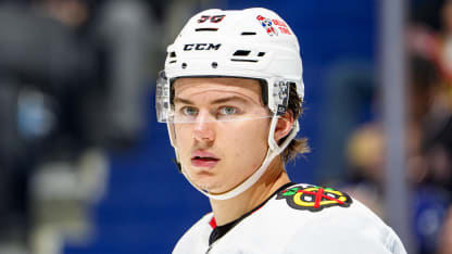 Blackhawks : Un bond de géant pour Bedard selon son DG