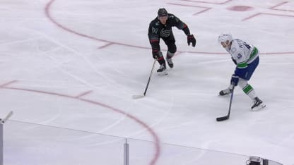 E. Pettersson (A) fait vibrer les cordages