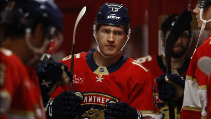 Anton Lundell agerar guide för Florida Panthers i Helsingfors