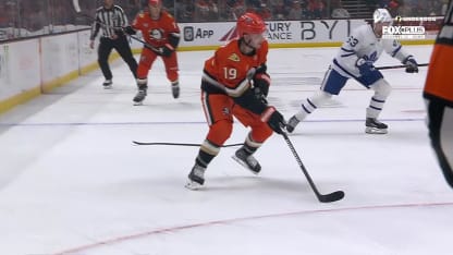 Carlsson Punches In a Nice Feed from Terry