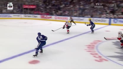 Rielly redonne deux buts d'avance à Toronto
