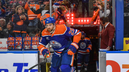 Leon Draisaitl #29 of the Edmonton Oilers