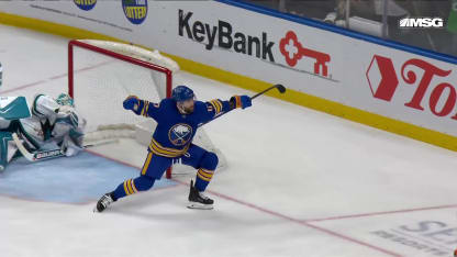 SJS@BUF: Zucker scores goal against Yaroslav Askarov