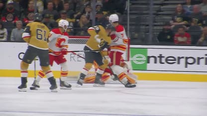 CGY@VGK: Barbashev scores goal against Dustin Wolf