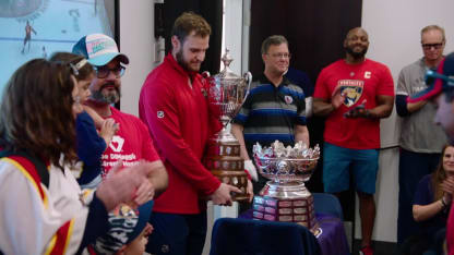 Barkov given King Clancy Trophy and Selke Trophy
