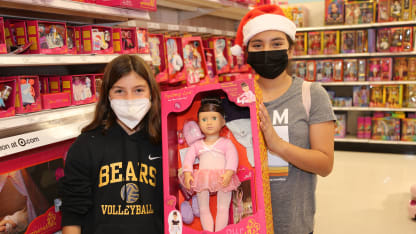 2021-12-14 The Wooden Floor - Ducks Shopping Day 172