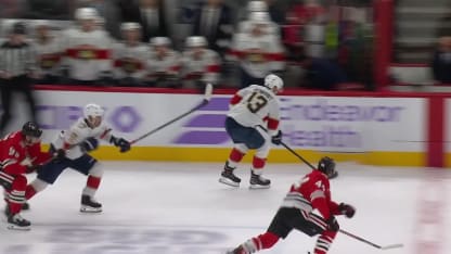 FLA@CHI: Reinhart scores empty-net goal