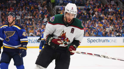 Coyotes Top Devils in Season Opener with 4-3 Shootout Win