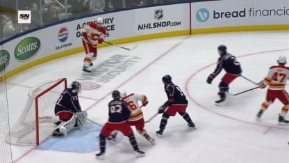 CGY@CBJ: Frost scores goal against Jet Greaves