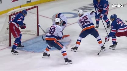 NYI@NYR: Chytil scores goal against Henrik Tikkanen