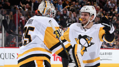 tristan-jarry-teddy-blueger