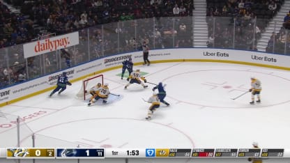 NSH@VAN: Saros with a great save against Brock Boeser