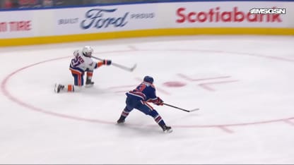 NYI@EDM: Palmieri scores goal against Stuart Skinner