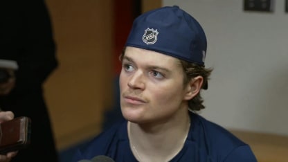 Après-match c. BOS : Caufield