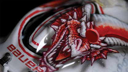 Ullmark Debuts Dragon Mask