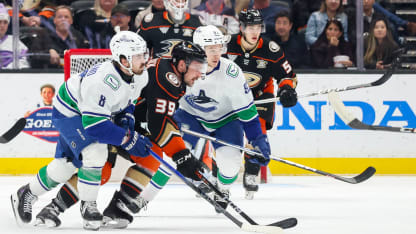 Canucks Grind Out 2-1 Win Over Anaheim Ducks
