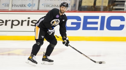 jason-zucker-practice-ppg