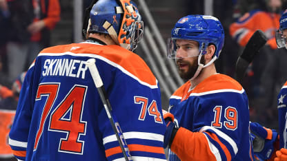 Edmontons Stuart Skinner und Adam Henrique reissen Spiel 4 an sich