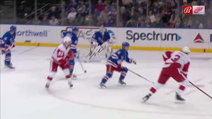 DET@NYR: Larkin scores goal against Igor Shesterkin