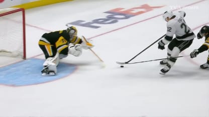 Un but sensationnel de Fiala