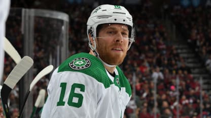 Pavelski_DAL_up_close