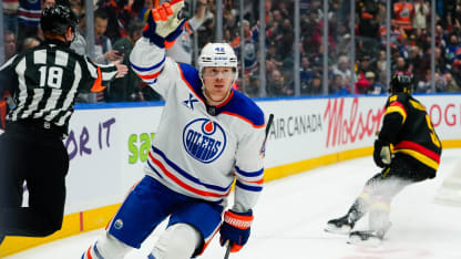 Kapanen iskee tuplaten