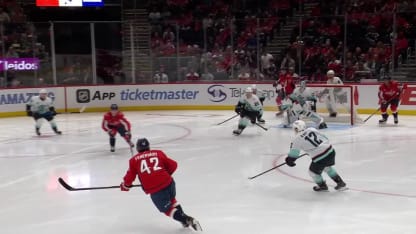 SEA@WSH: Leonard scores goal against Matt Murray