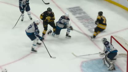WPG@BOS: Arvidsson scores goal against Connor Hellebuyck