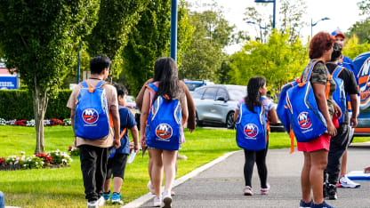 PHOTOS: Islanders and Northwell Health Volunteers Distribute 500 Backpacks with School Supplies