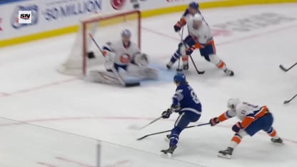 Superbe effort de Nylander