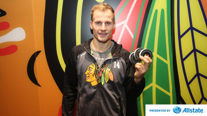 panik-three-pucks-16x9