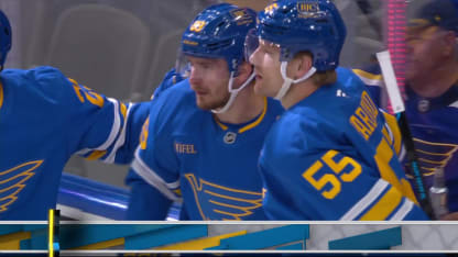 WPG@STL: Parayko scores goal against Connor Hellebuyck