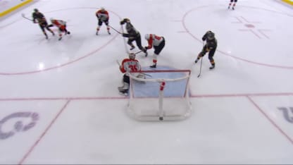 PHI@VGK: Dorofeyev scores goal against Aleksei Kolosov