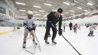 Eric Gelinas community skating clinic Break The Ice Centennial K-8 School October 25, 2016