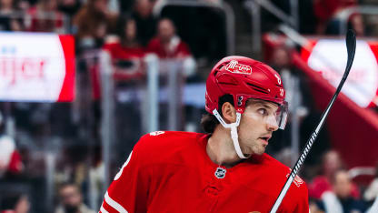 NSH@DET: Chiarot scores goal against Justus Annunen