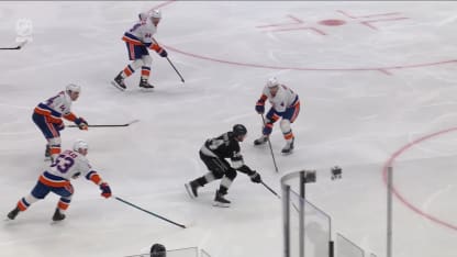 NYI@LAK: Laferriere scores PPG against Ilya Sorokin