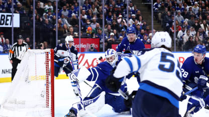 Hildeby makes stellar save on Scheifele