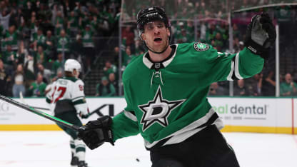 Dallas s Faksou zůstává neporažený