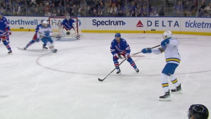 STL@NYR: Holloway scores late in the first