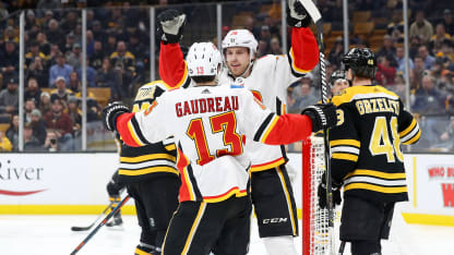 20190108_gaudreau_lindholm_celebration