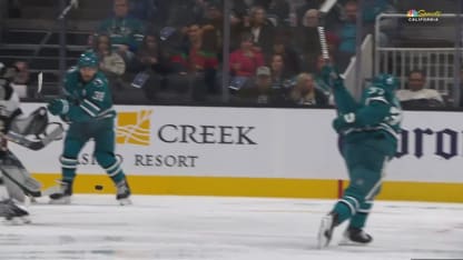 Liljegren fait 4-2 Sharks