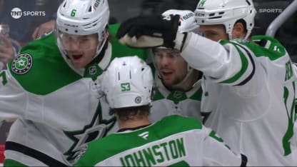Bourque réduit l'écart à un but