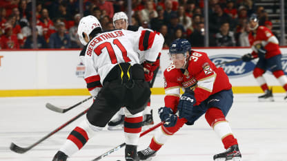 Devils: Siegenthaler fordert mehr Tore – auch unschöne